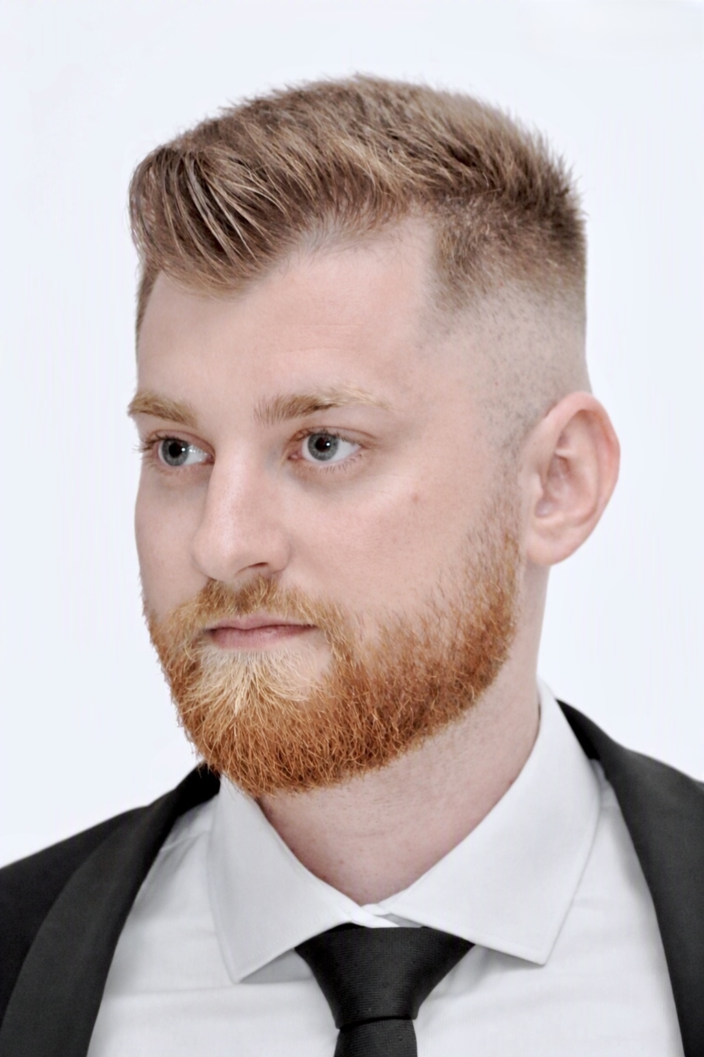 Tomislav Milenković, the music producer and audio engineer behind the Vital Flow frequency library